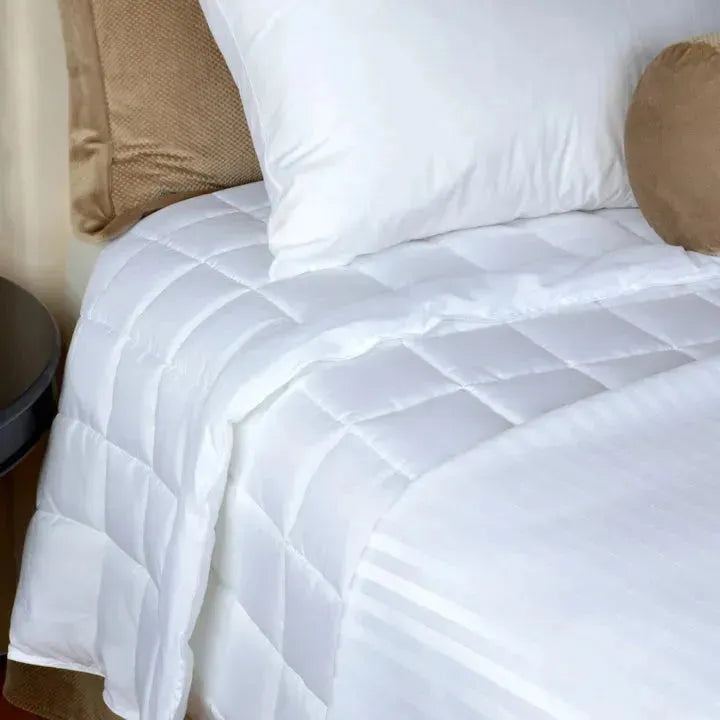 Microfiber Down Alternative Duvet Insert/Comforters