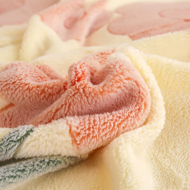 NNEOBA Winter Bliss: Double-Sided Velvet Duvet Cover for Cozy Comfort