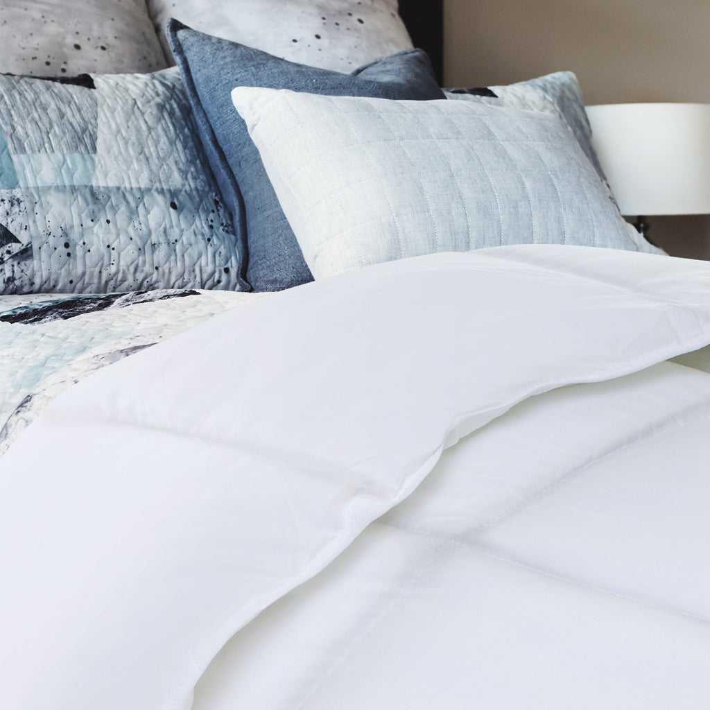 NNEDSZ Comfort 800GSM Silk Blend Quilt Duvet Ultra Warm Winter Weight Doona Queen White